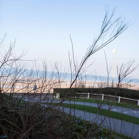 Superb Appt Sea View In *
